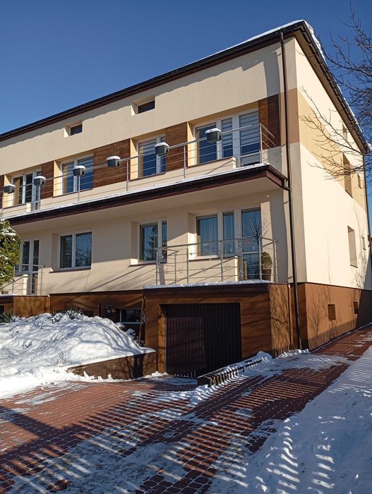 mieszkanie trzypokojowe I piętro w bliźniaku, 47 m2