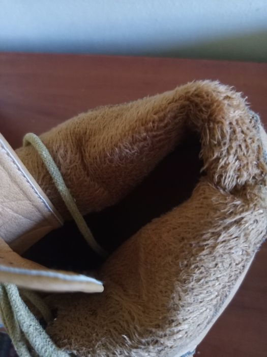 Продам чобітки в гарному стані