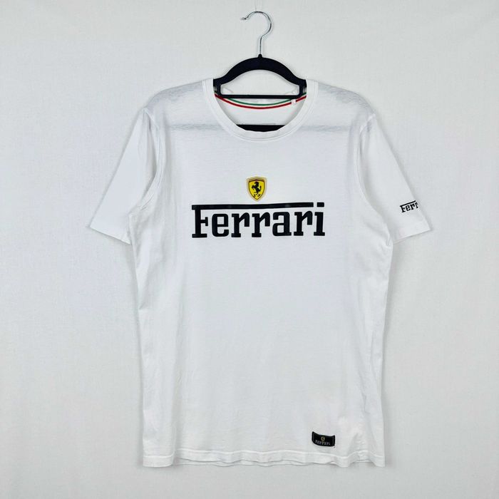 T-Shirt Vintage Ferrari Branca Tamanho M F1