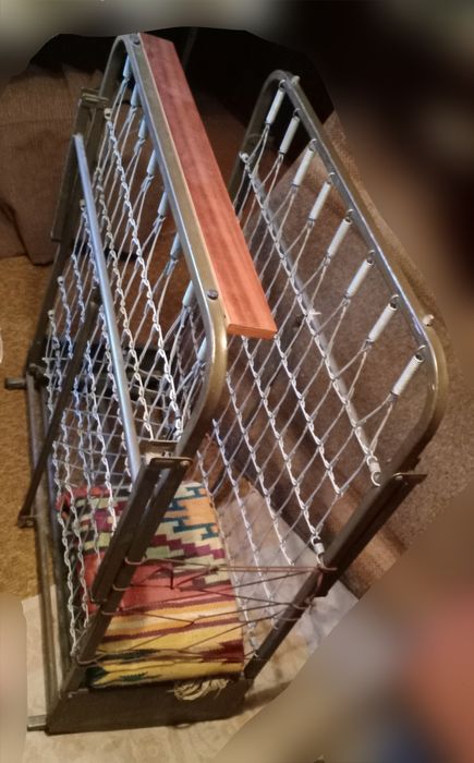 Продам кровать -раскладушку.