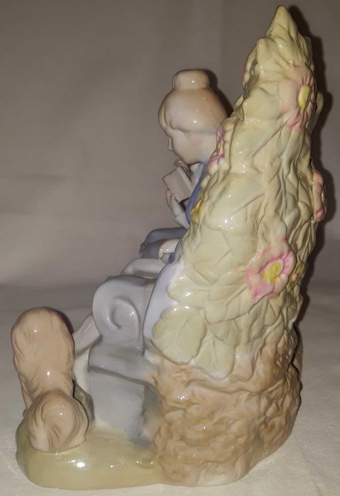 figurka porcelanowa scena rodzajowa