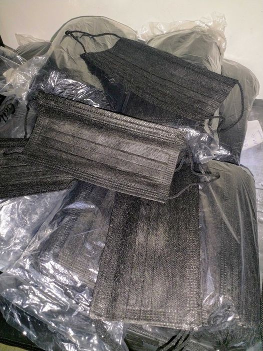 MÁSCARAS TODAS PRETAS EMBALAGENS DE 50 UNIDADES