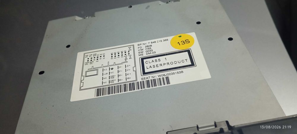 Auto radio seat Ibiza 6j