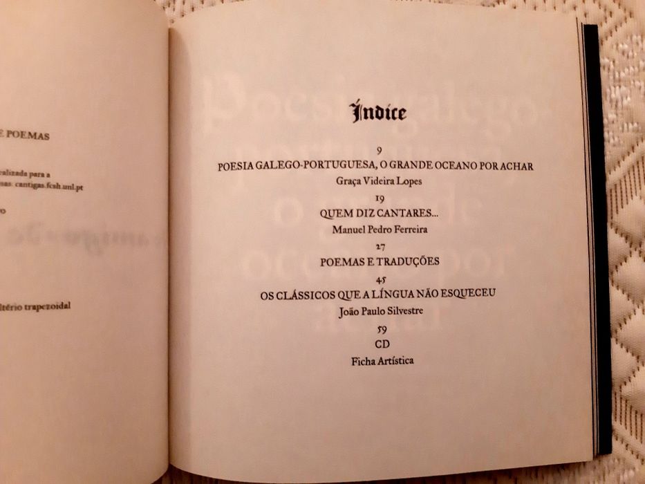 Vendo 'Cantigas de Trovadores' com CD.