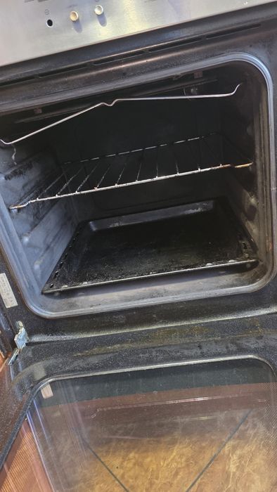 Духовка  Faure..