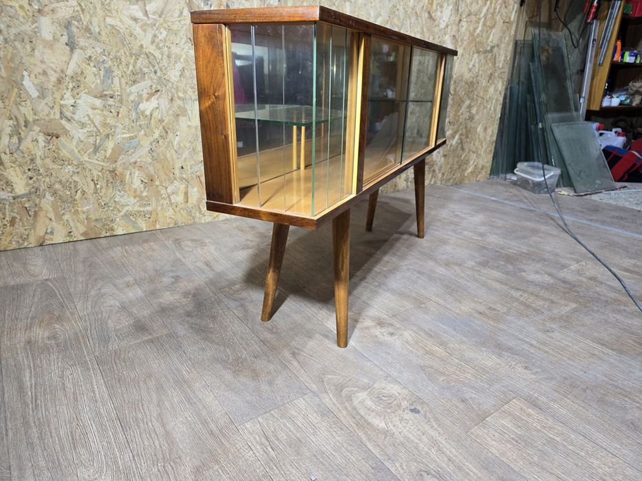 Komoda prl transport