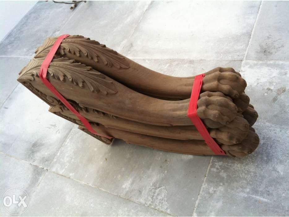 Pés para móveis - pata de leão