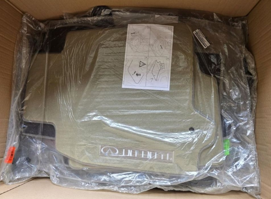 Oryginalne dywaniki Infiniti G37