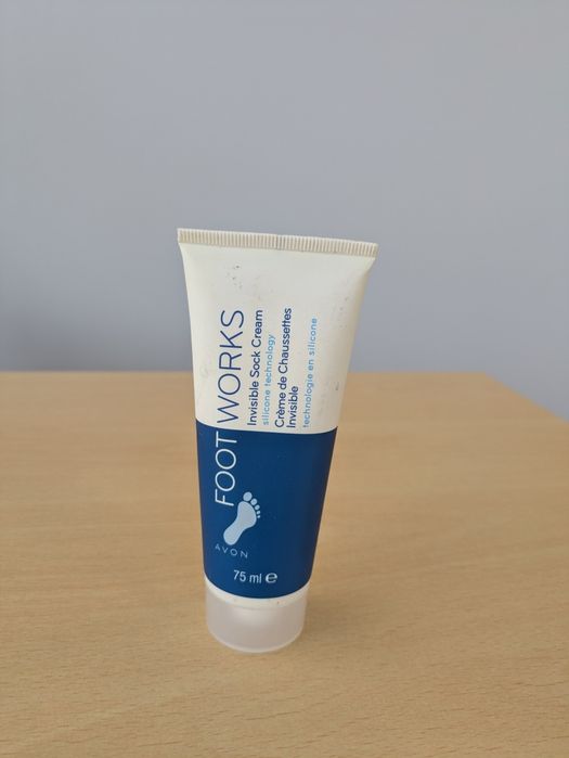 AVON Intensywnie nawilżający krem do stóp - 75ml