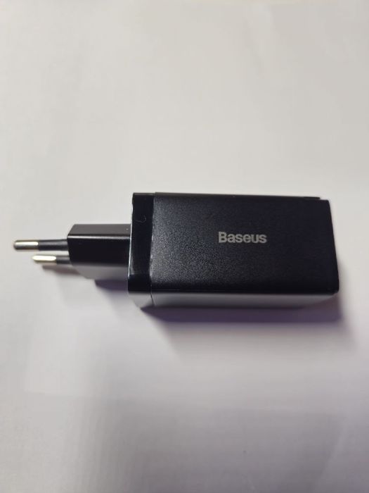 Зарядний пристрій, зарядный блок Baseus GaN 65w