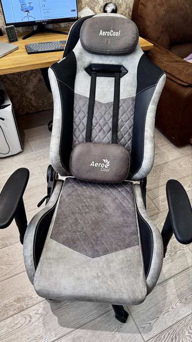 Крісло Aerocool DUKE Ash Black