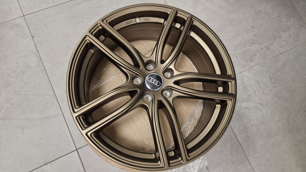 Felgi Aluminiowe  5x112 19" 8.5J ET45 4 sztuki