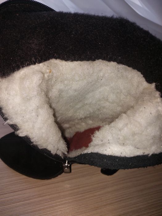 Продам зимние сапоги ботфорты