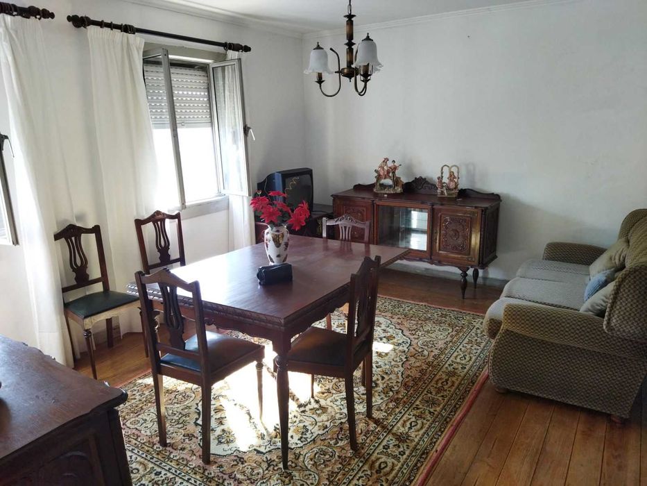 Moradia T3 em São Frutuoso, Coimbra