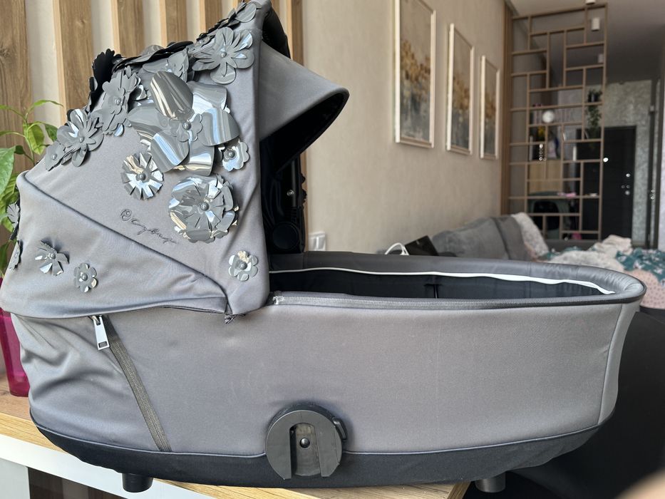 Люлька Cybex Mios Simply Flowers Grey