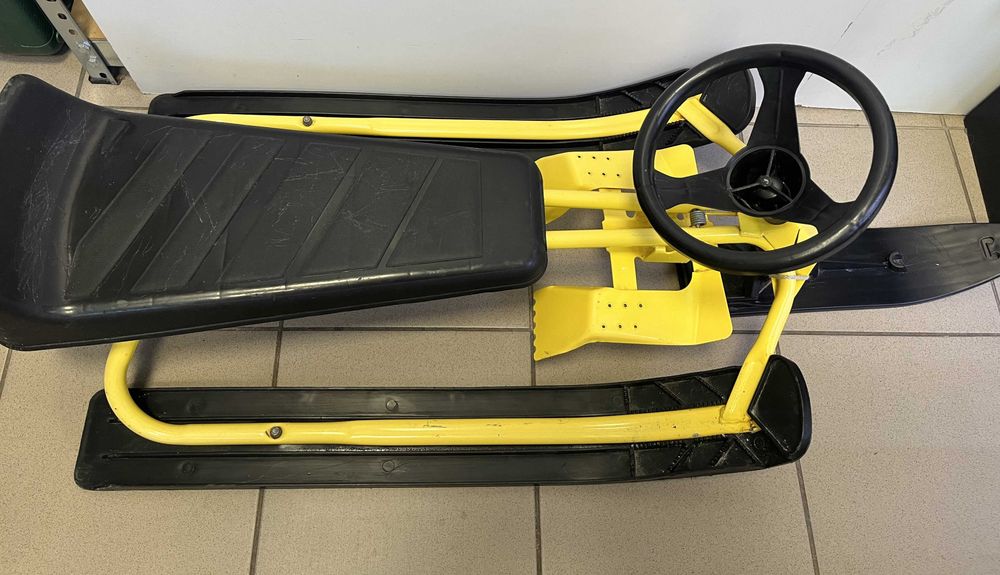 Nartosanki/ Sanki z kierownicą