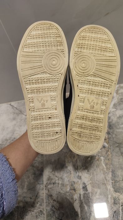 Термо хайтопи р. 36 замш чорний ідеальний стан