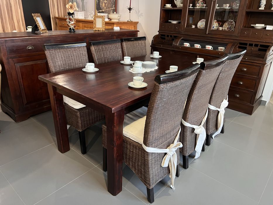 6 Krzeseł foteli z wikliny + stół kolonialny