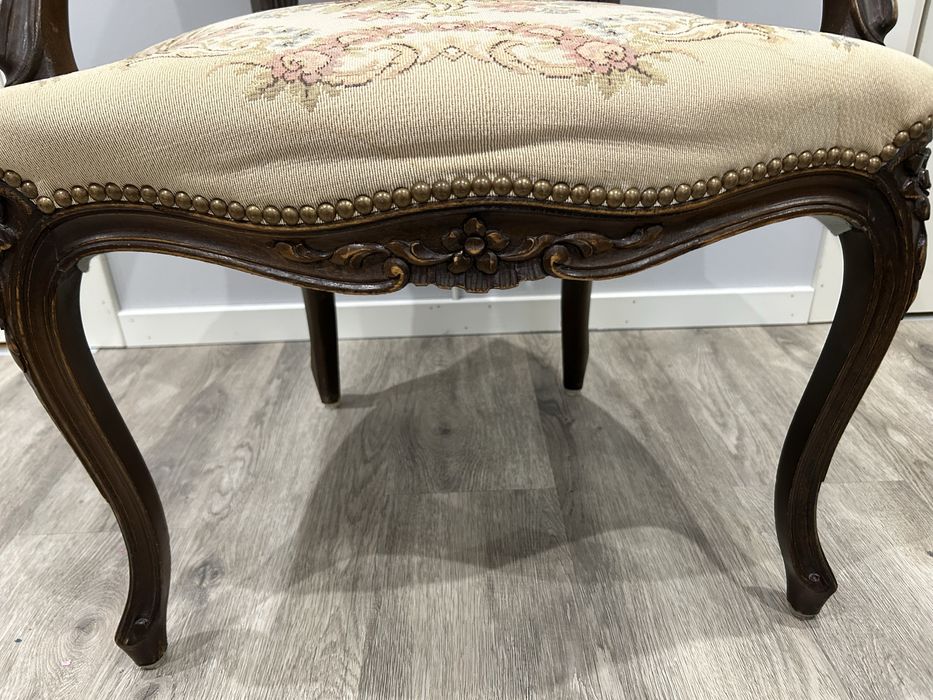 Fotel krzesło ludwikowskie