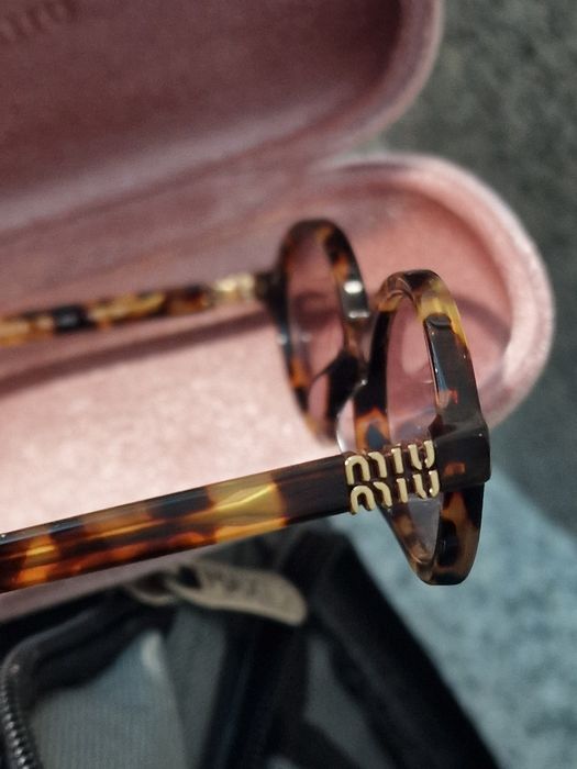 Óculos de sol miu miu