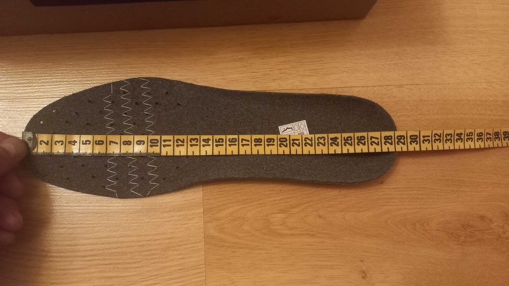 Buty robocze z noskiem