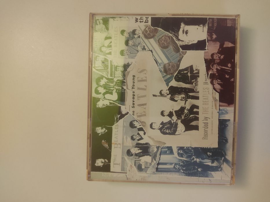 CD duplo "Beatles anthology 1"