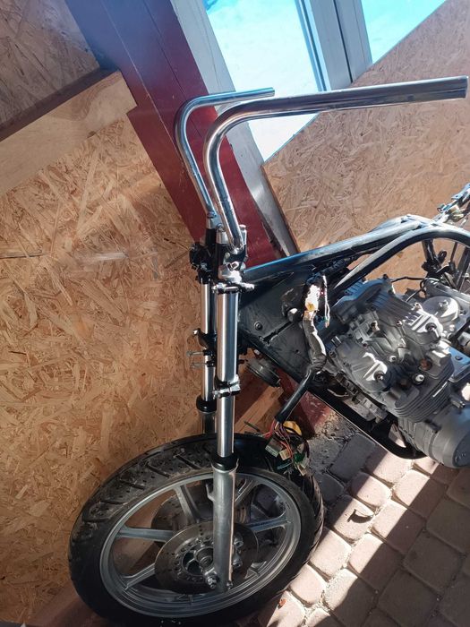 Kawasaki LTD 750 cena dotyczy rama