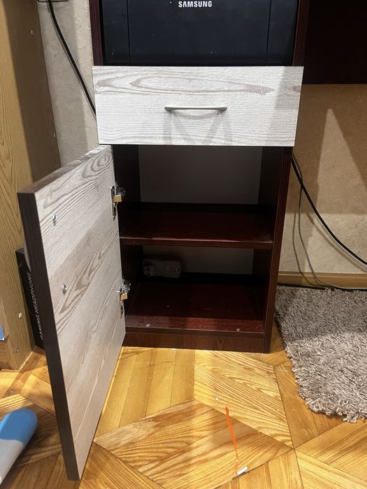 Компьютерний стіл