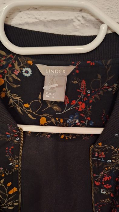 Lindex bomberka S