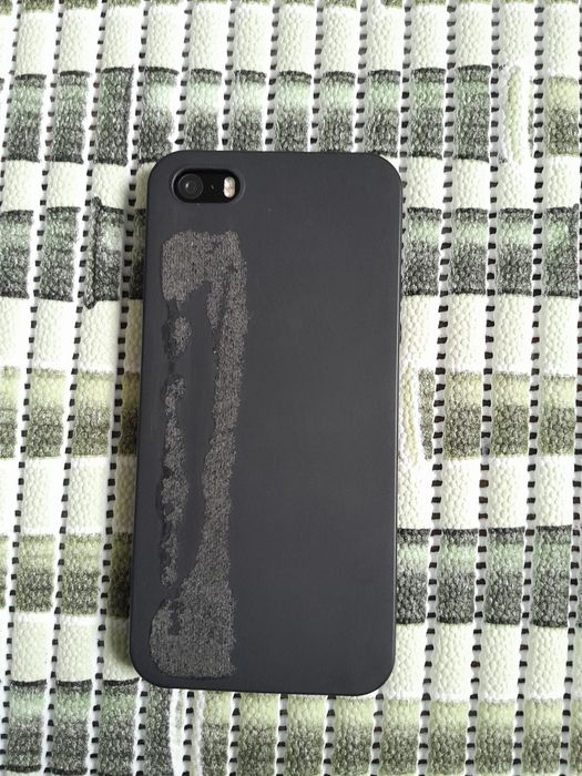 Продам iphone se 2016