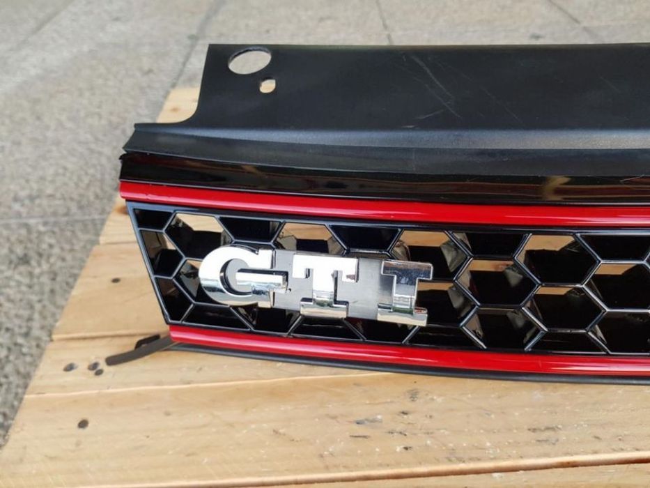 Grelha Frontal Golf 6 Gti