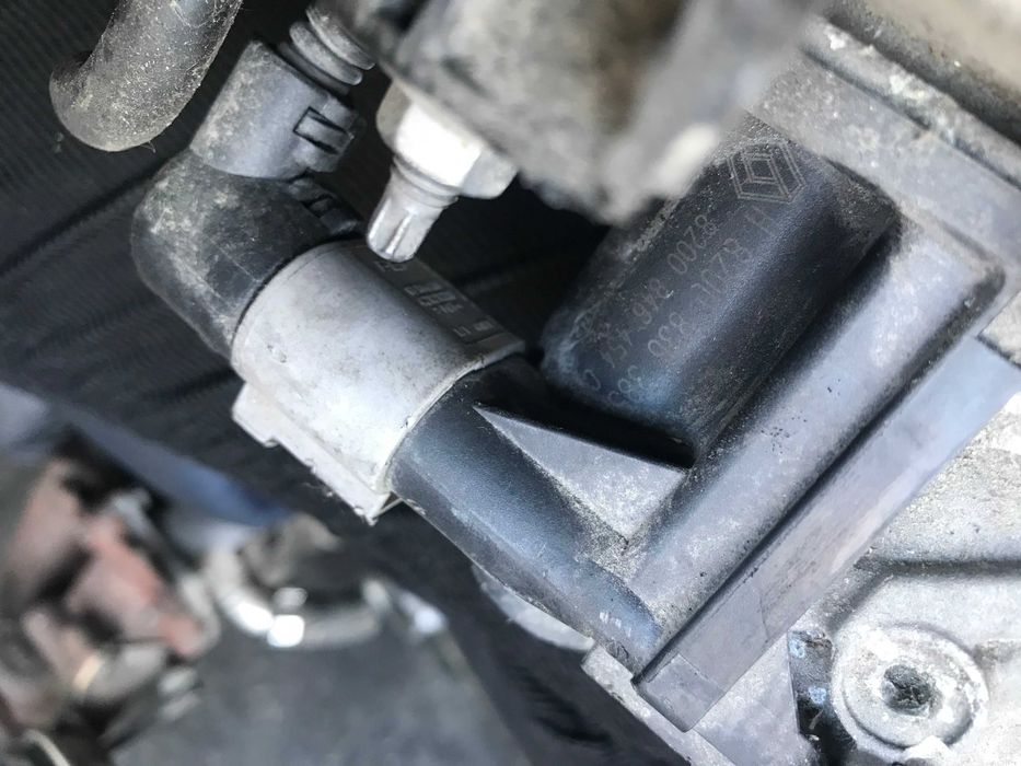 Клапан ЕГР EGR Renault Nissan Dacia 1.5 DCI DIESEl.