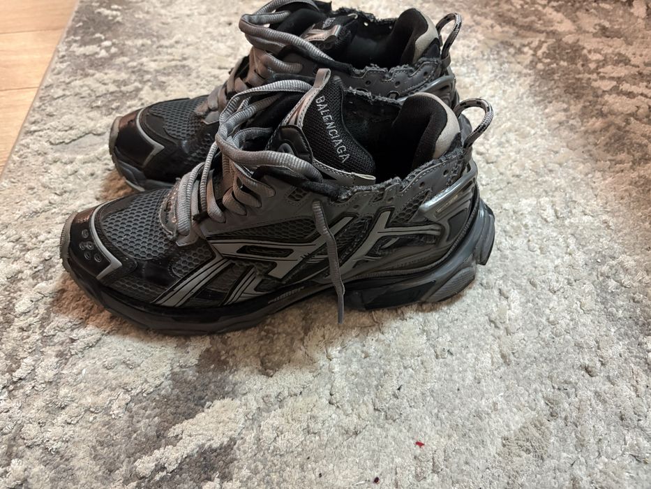 Balenciaga Runner