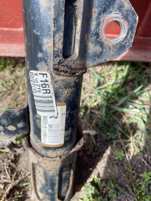 Продам оригінальні амортизатори Lexus RX 350,лексус рх 350 2008-2015