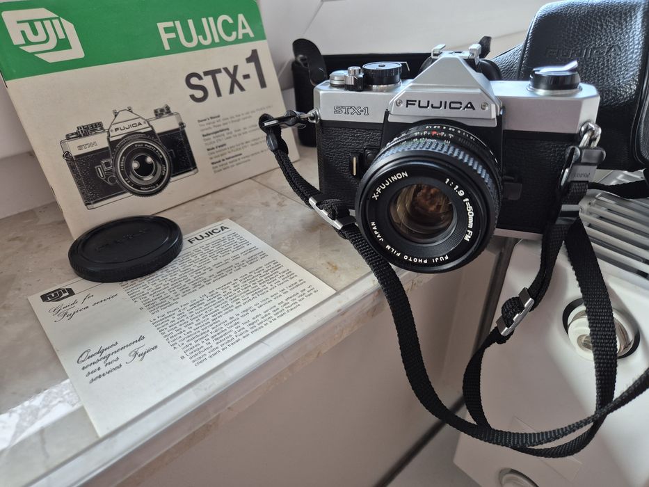 Fuji Fujica STX-1 aparat fotograficzny analogowy kompletny 35mm 1właś