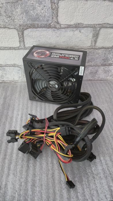 Блок живлення Dual Forward Zalman700-LX, 700w, CPU 4+4pin, GPU 4×8pin, 140mm