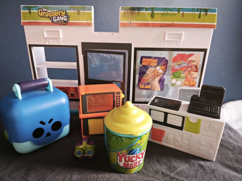 Sklep Grossery Gang Femarket z akcesoriami