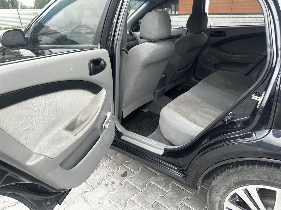 Chevrolet lacetti 2010г