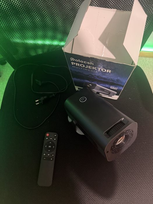 Projektor …………zz