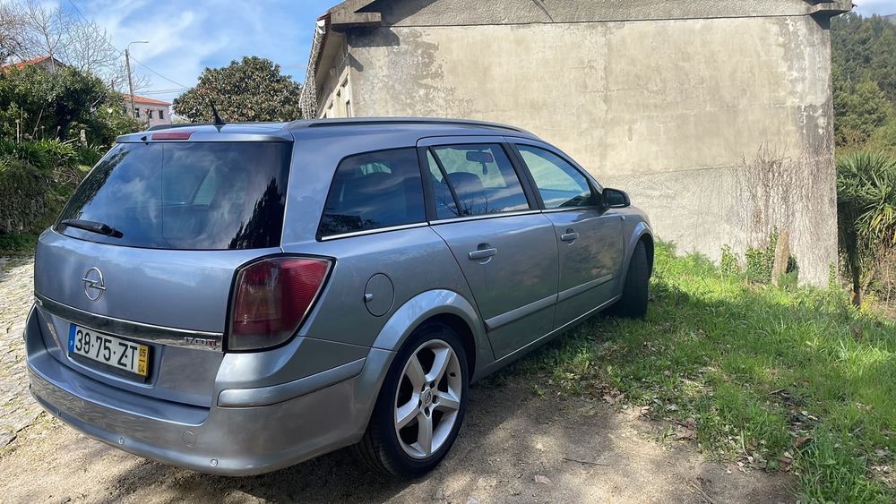 Carrinha Opel astra