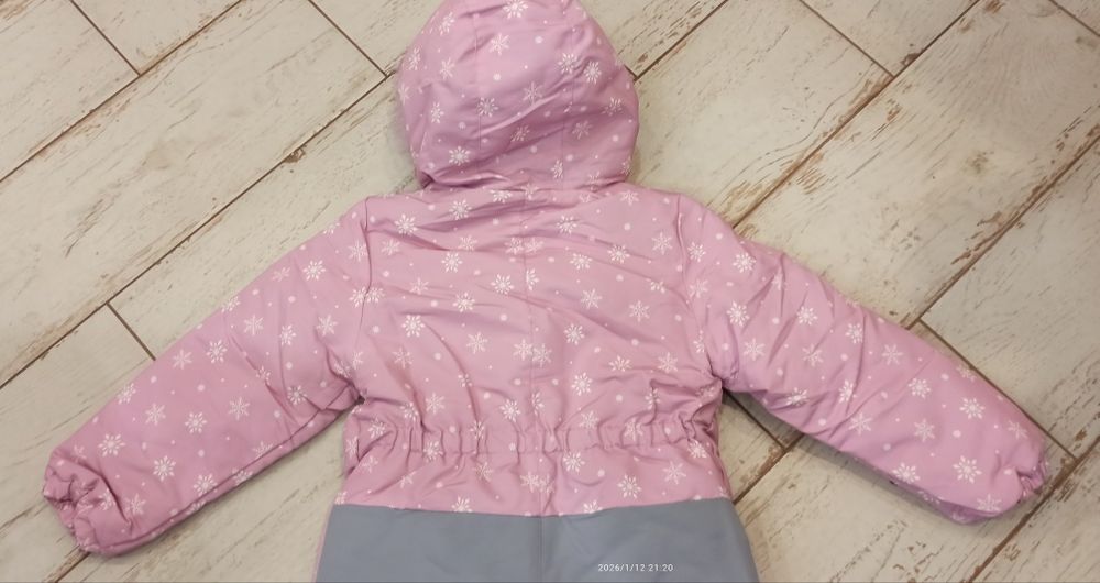 Nowy zimowy kombinezon dla dziewczynki 128/134