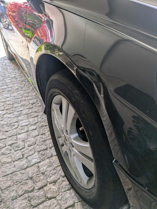Mercedes Benz R320 4 Matic