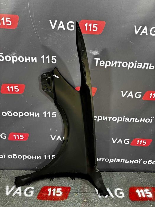 Крыло правое (R) на Skoda Octavia A5 2009-2012 OE FL фл