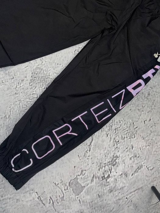 Нейлонові штани Corteiz (рефлективні)