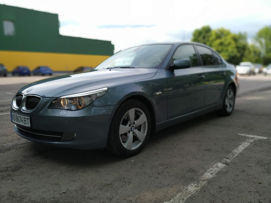 Продам автомобіль Бмв е 60