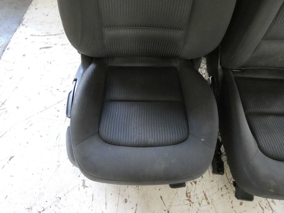 AUDI A4 B8 SEDAN Lift fotele kanapa materiałowe komplet Gorlice