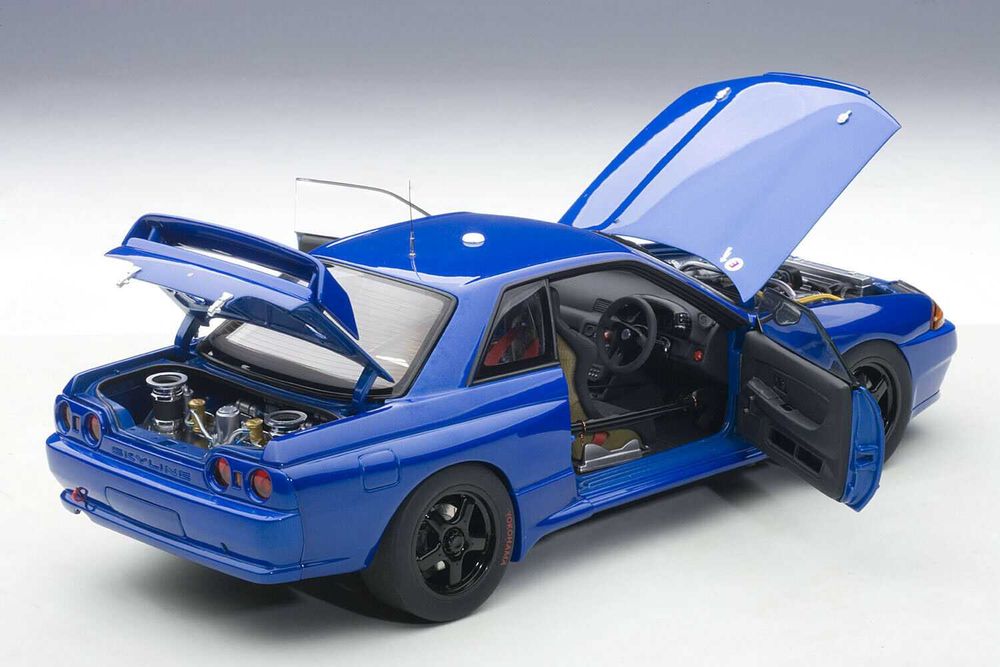 1/18 модель Nissan Skyline GT-R (R32) 1992 BATHURST AUTOart: 11