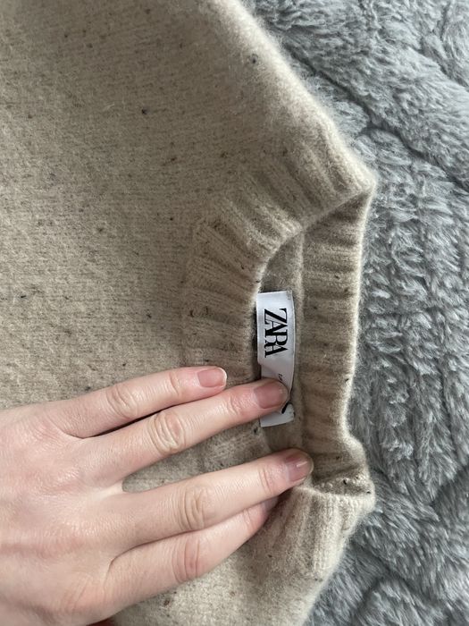 Светр zara теплий