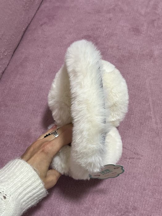 Хутряні навушники