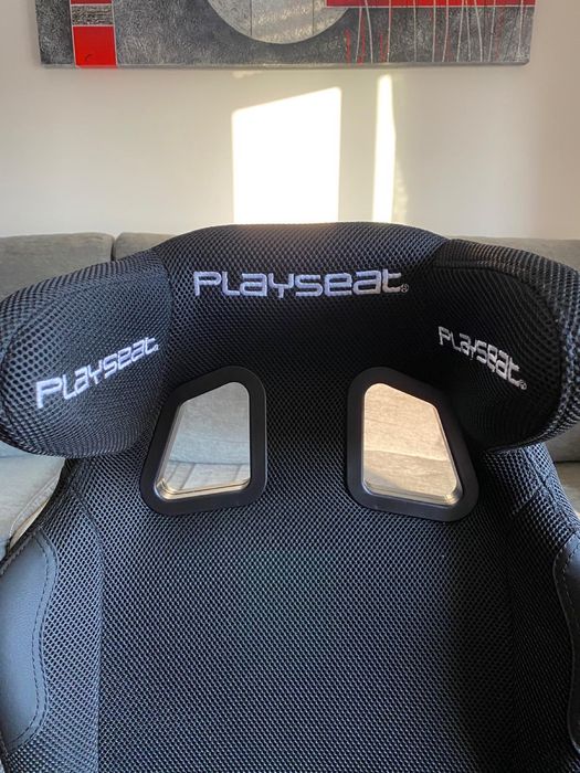 Cadeira Gaming c/ suporte para volante Playseat
